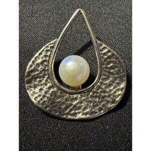 925 Israel Signed Real Pearl Hammered Pendant